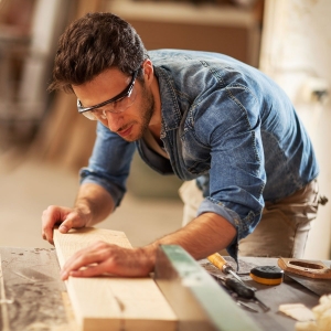 Finding the Finest Carpenter in Dubai? Carpentercentre.ae Offers Premium Services for Homes and Offices